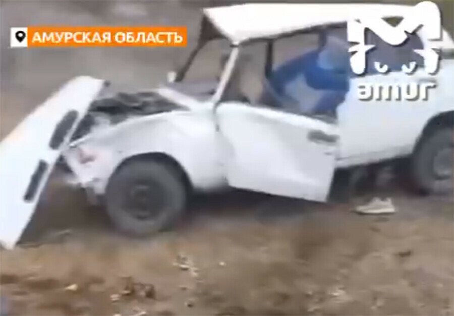 В Амурской области подросток без прав перевернулся с пассажирами в автомобиле