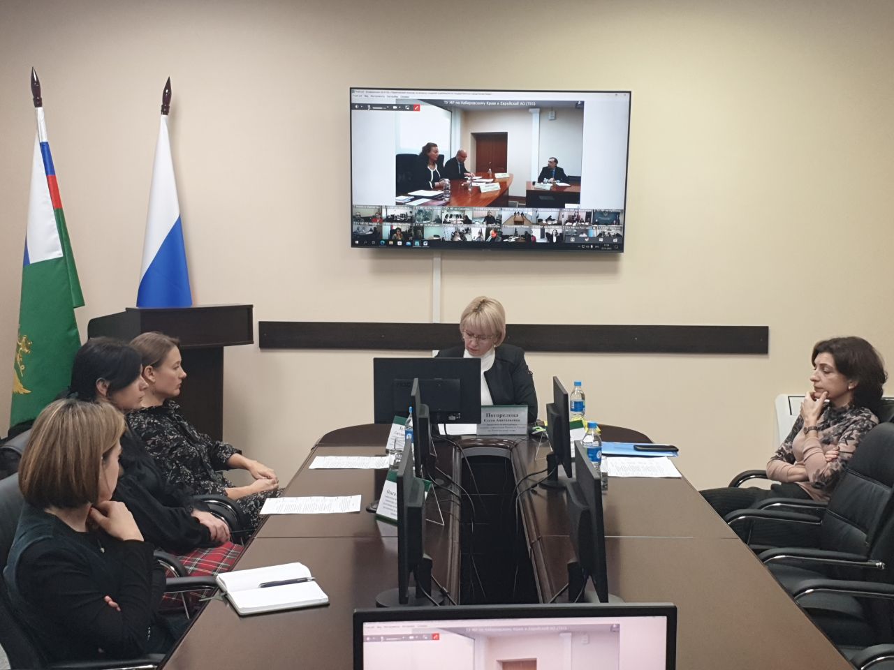 Главное управление минюста по приморскому краю. Фото министерства юстиции по приморскому краю. Министерство юстиции по приморскому краю официальный сайт. Главное управление минюста по приморскому краю фото сотрудников. Начальник министерства юстиции по приморскому краю.