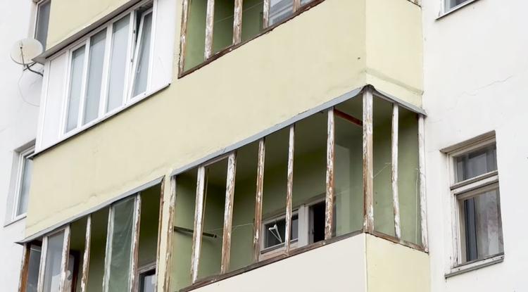 В Белгороде с 11 марта повреждения при обстрелах получили 2 776 окон и 1 288 балконных рам