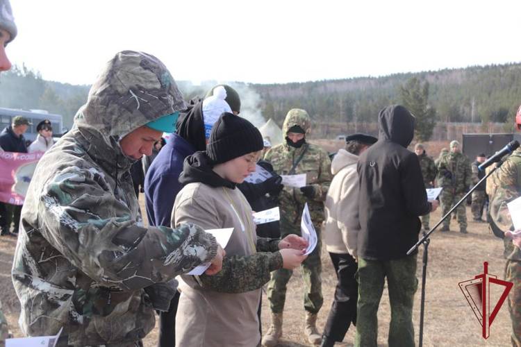 В Чите прошли военно-патриотические соревнования «Дорогой мужества»