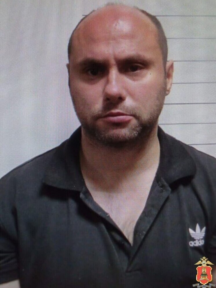 Жителей Тверской области обчистил чужую квартиру и подрался с полицейскими