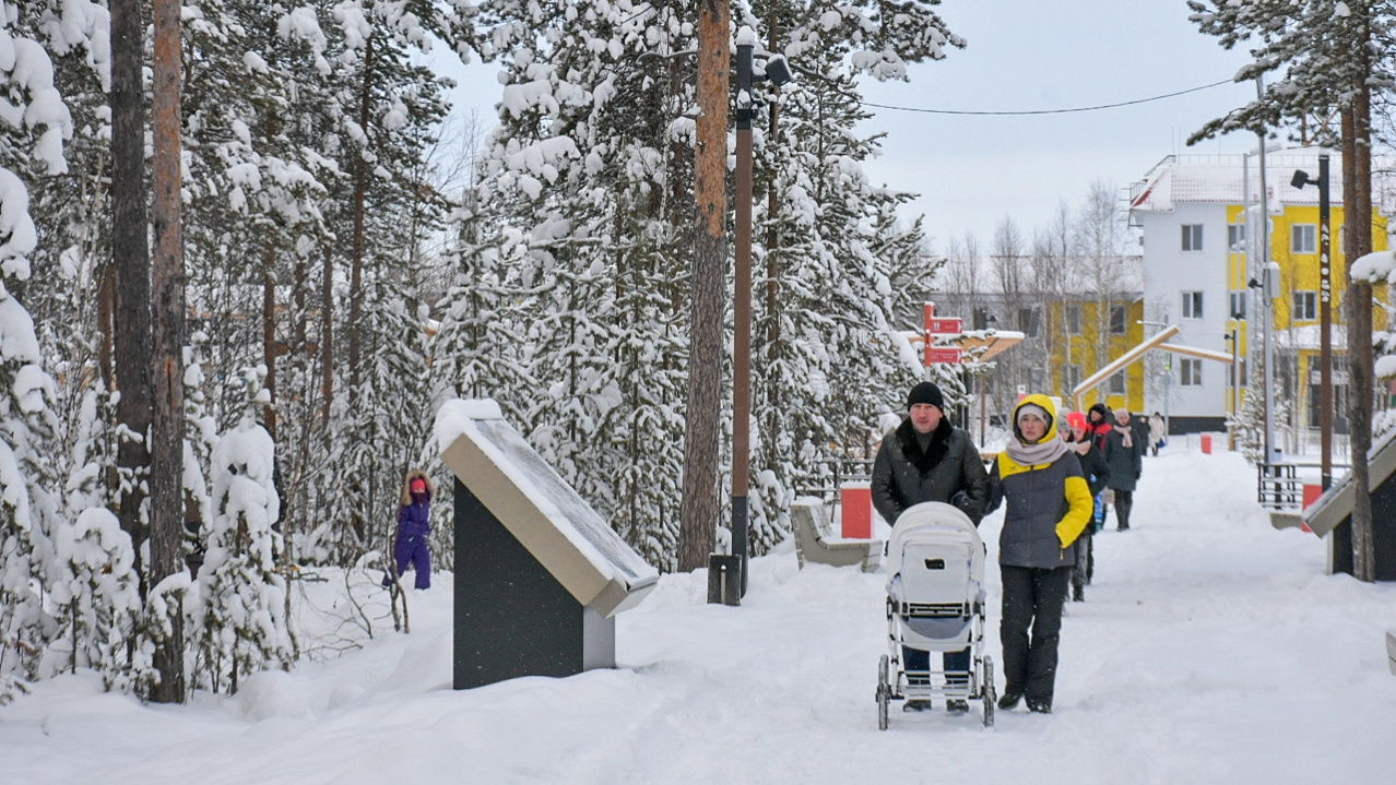 Мест для спорта и отдыха на Ямале стало больше: сразу в трех муниципалитетах завершились работы по благоустройству общественных территорий