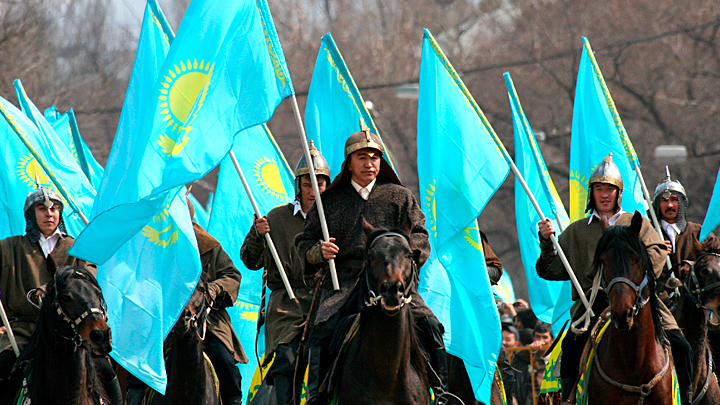 Лидирует Аманат: В Казахстане идёт подсчёт голосов на выборах в парламент