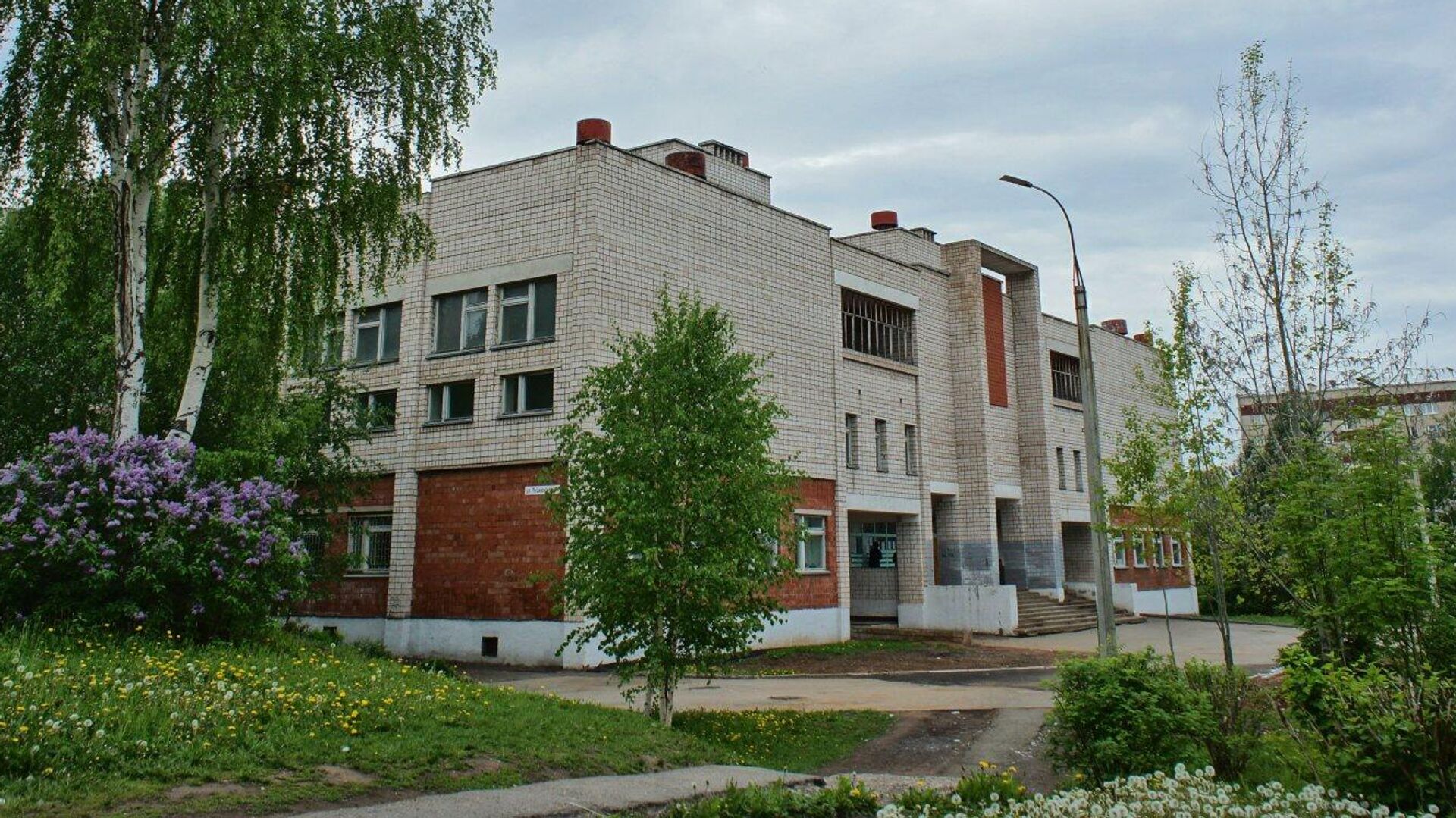 Ижевск школа где