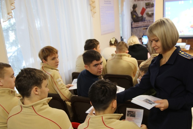 В отделе специального назначения «Викинг» УФСИН России по Омской области состоялся День открытых дверей