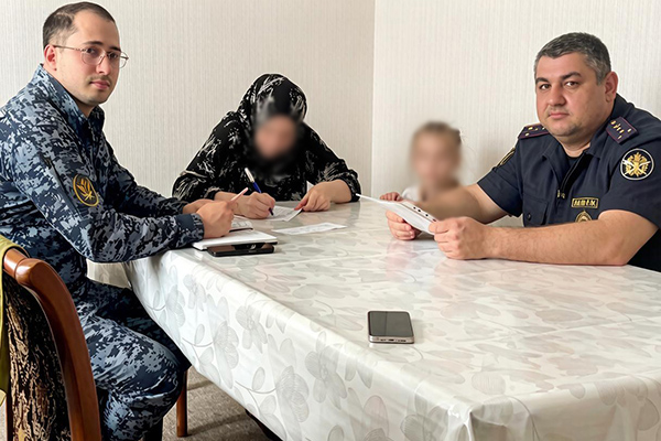 Сотрудники уголовно-исполнительной инспекции Дагестана проверили условия жизни осужденных женщин с отсрочкой наказания