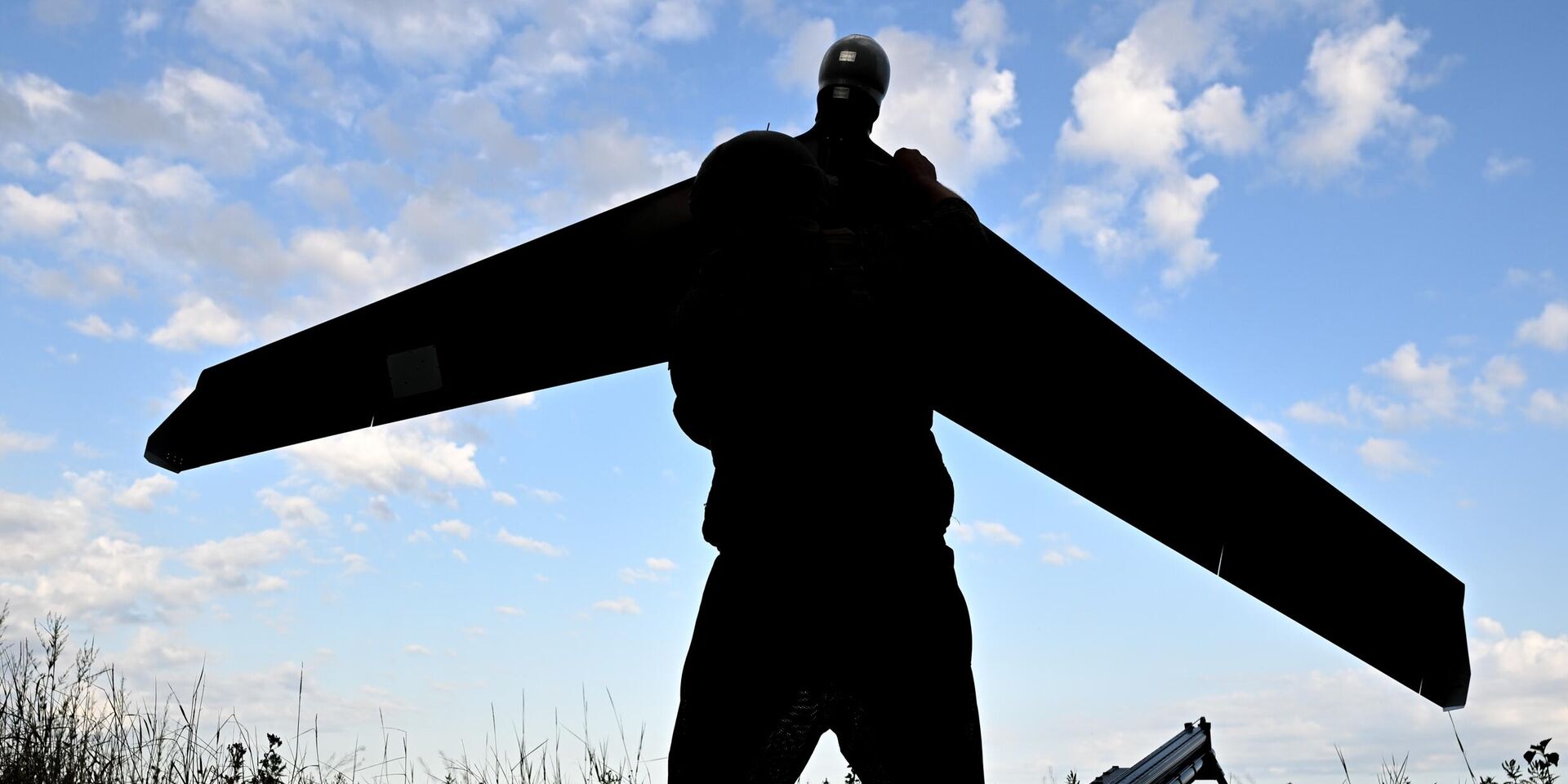 288-я гвардейская артиллерийская бригада группировки войск Запад - ИноСМИ, 1920, 25.08.2025