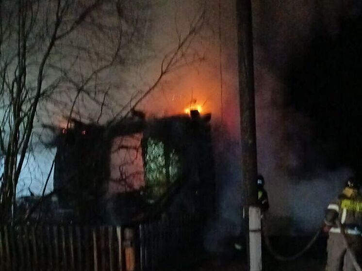 Мужчина погиб на пожаре в Заларях