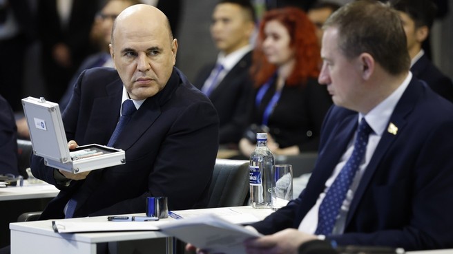 Михаил Мишустин и Премьер-министр Белоруссии Александр Турчин на Международной конференции по сотрудничеству в области науки и технологий