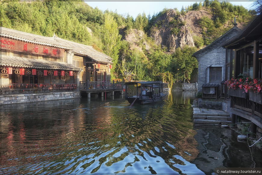 Водный город Губэй и Великая китайская стена