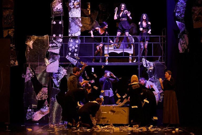 В Сургуте «Пиковая дама» поставила точку в программе «60 параллели»