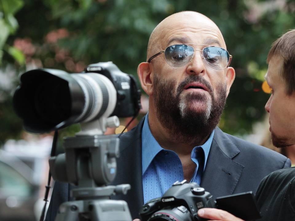 Почему 3 сентября стало главной датой осени в Рунете? История хита Шуфутинского