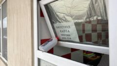 Без зала ожидания, но с ковром. Жители Черни недовольны закрытием здания автостанции