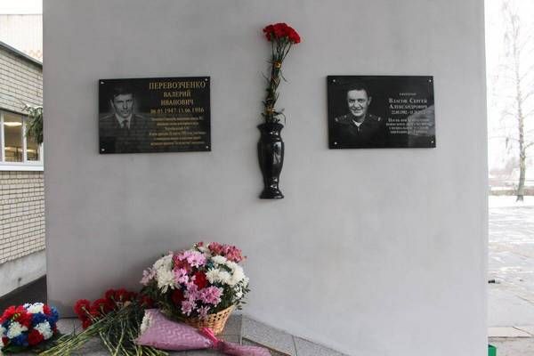Мемориальную доску отличнику погранслужбы, погибшему в СВО, открыли в Стародубе