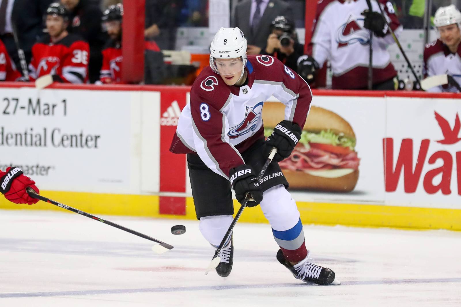 «Колорадо» всухую разгромил «Сан-Хосе», Бардаков сделал ассист