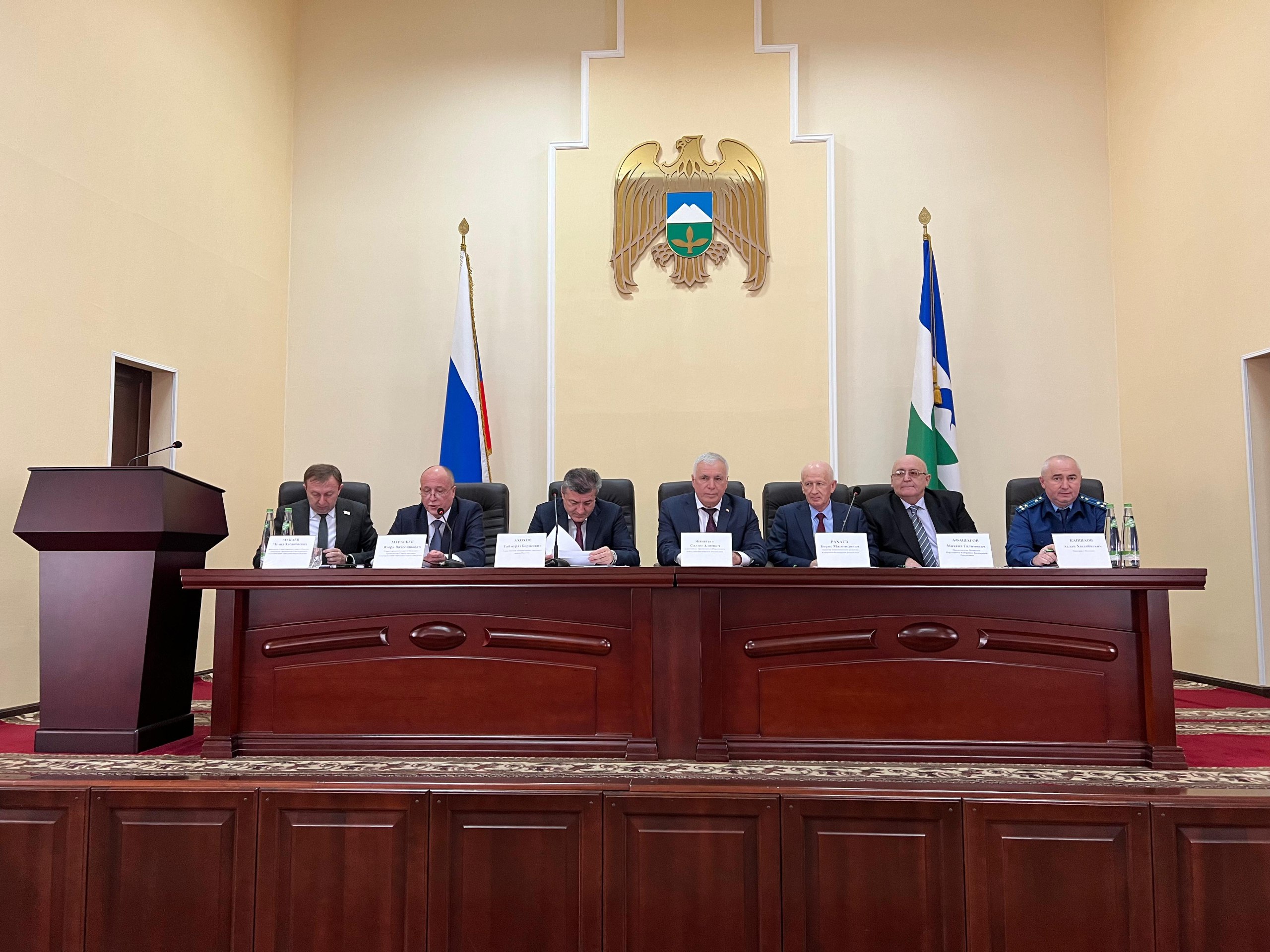 Борис Рахаев принял участие в отчетной сессии Совета местного управления г.о. Нальчик