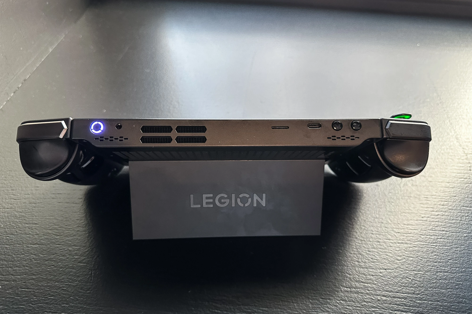 Lenovo legion приставка. MSI ps63 Modern 8rc.