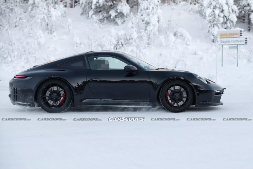 Porsche-911-GT3-scoop-00014.webp