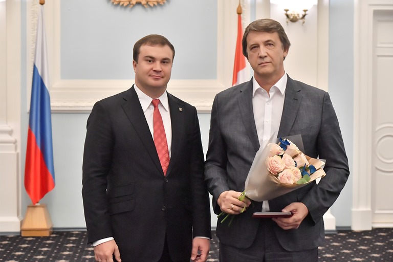 Директор омского нпз. Белявский Омский НПЗ. Директор ОНПЗ Омск.
