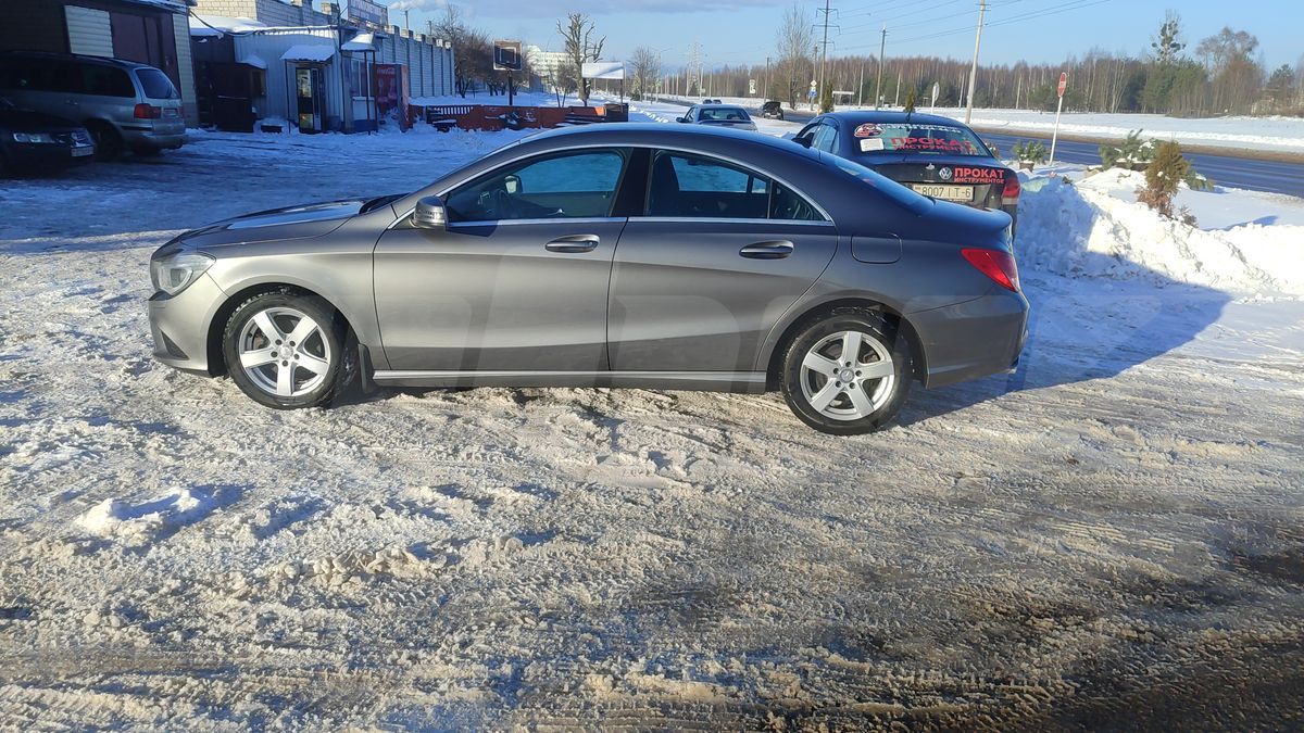 От «бюджетников» до Mercedes: смотрим автомобили с пробегом, выставленные на продажу в 2026-м