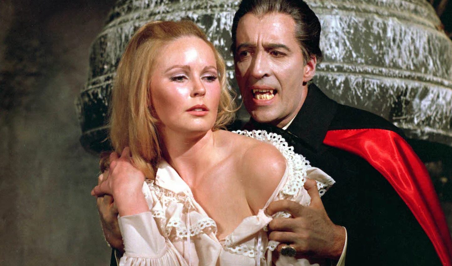 Эволюция вампиров: от готического гроба в Германии до родового дома в Смоленске