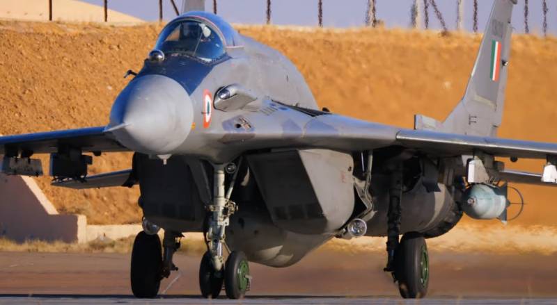 «Дать вторую жизнь истребителям»: Индия модернизирует МиГ-29