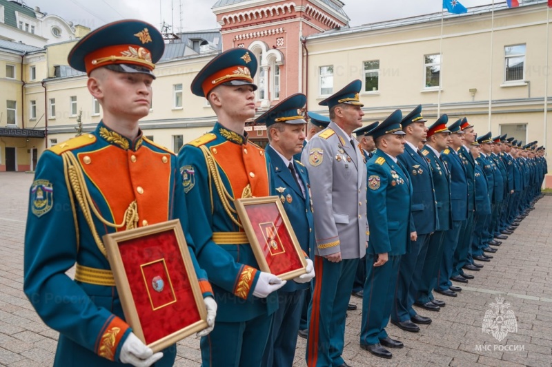 В Главном управлении МЧС России по г. Москве состоялось торжественное мероприятие ко Дню пожарной охраны