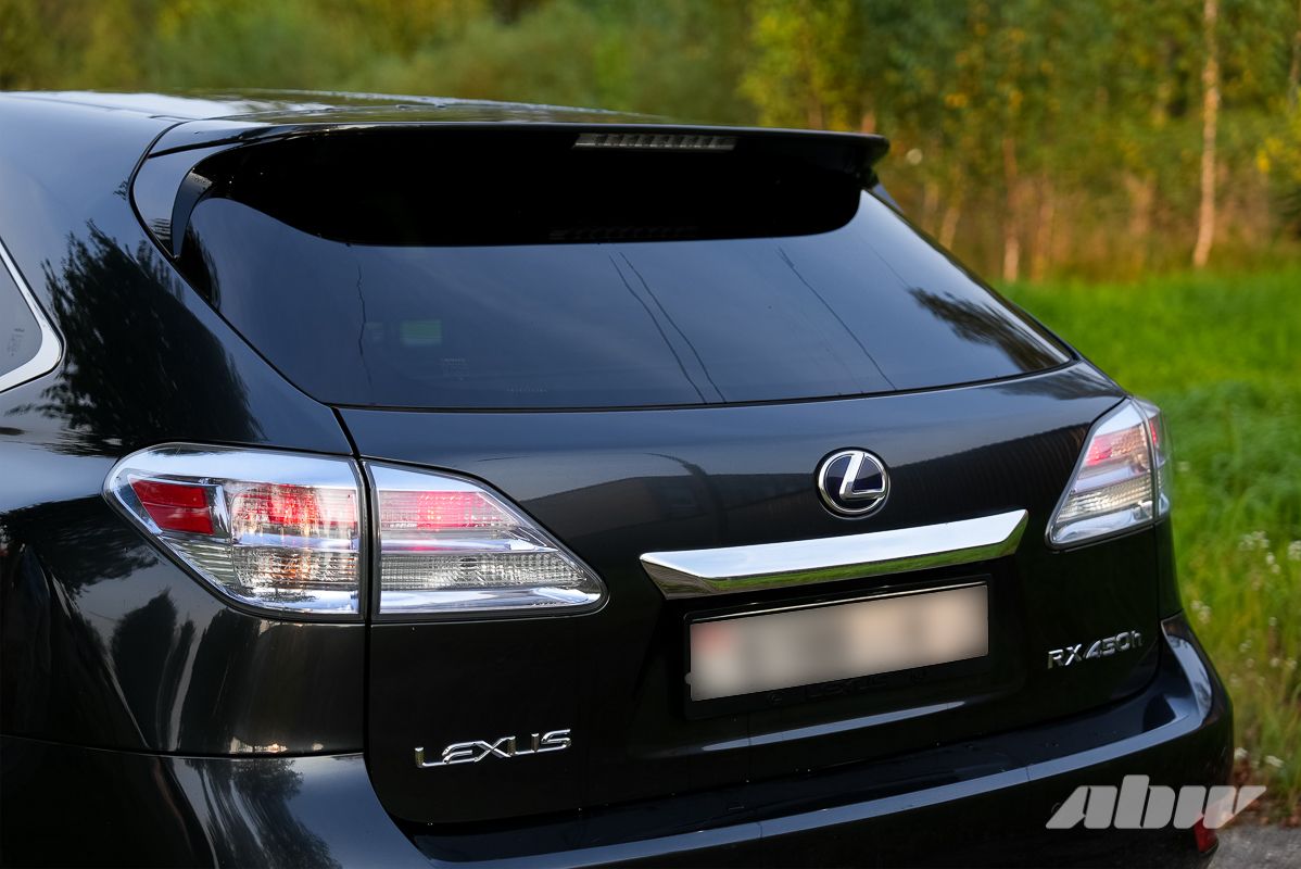Когда премиум не спасает от коррозии: мнение владелицы Lexus RX 450h