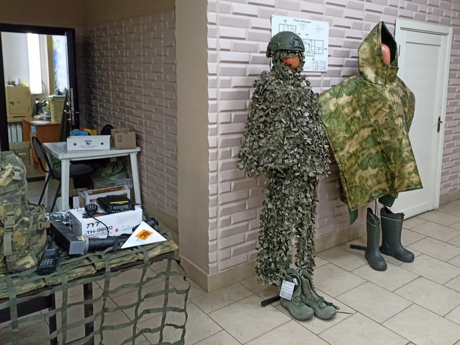 Жители Собинского района отправили в подшефные воинские части пиломатериалы и одежду