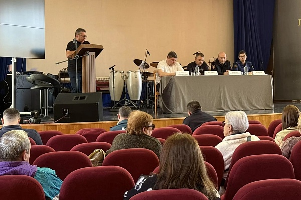 В Сочи прошла встреча с населением ТОС «Гагаринский»