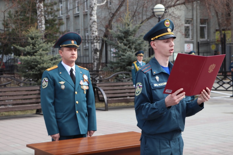 В Кузбассе празднуют 374-ю годовщину образования Пожарной охраны России