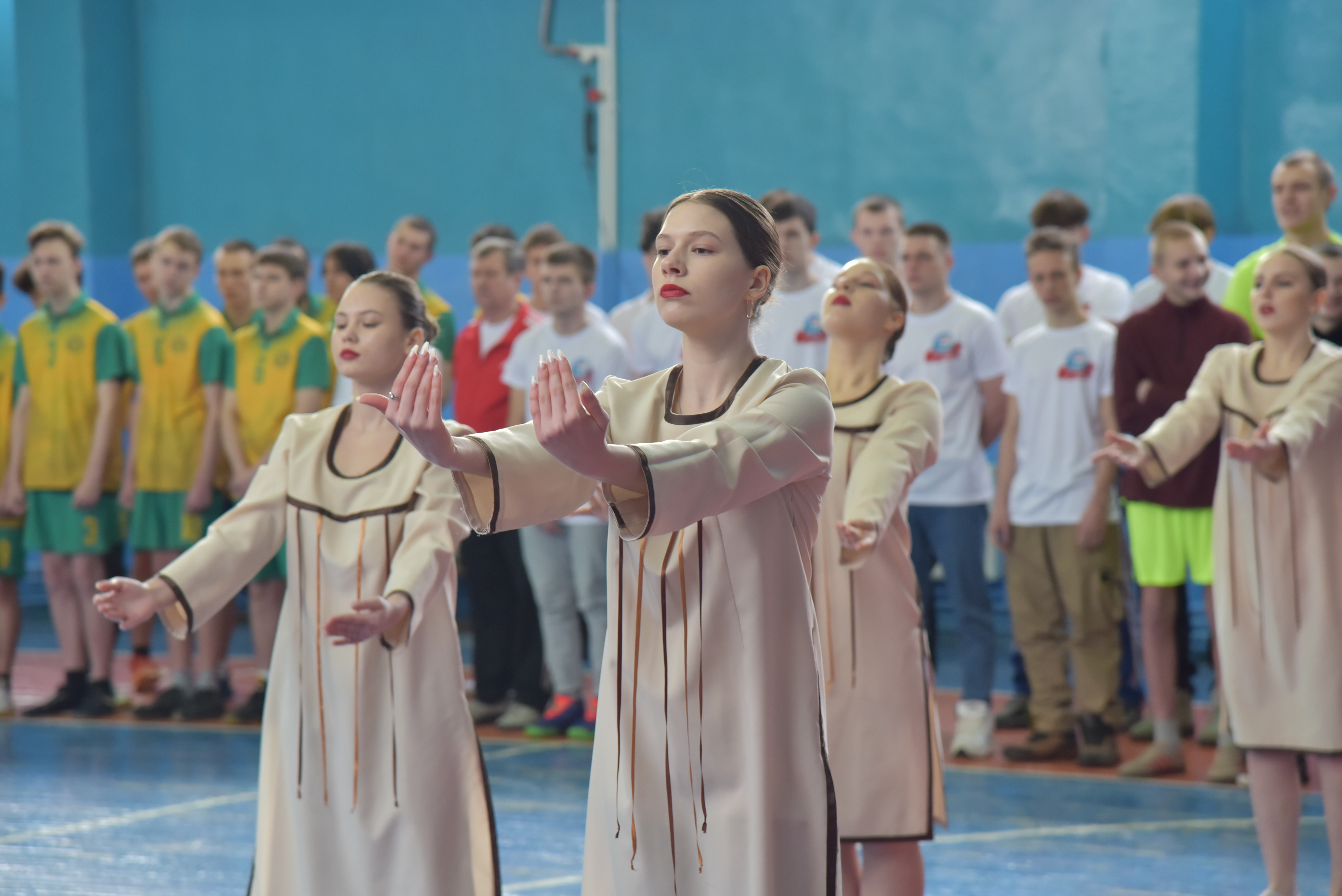 В Балаковском политехническом техникуме открылся физкультурно-спортивный фестиваль