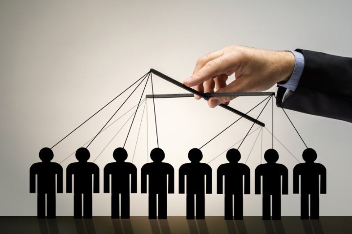 Двойные стандарты Пугачёвой: Миллионные доходы из России вскрыты