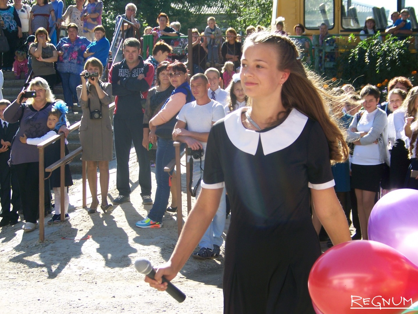 Легкость, праздничность и красота: на торжественной линейке, посвященной Дню знаний, в Кучукской средней школе