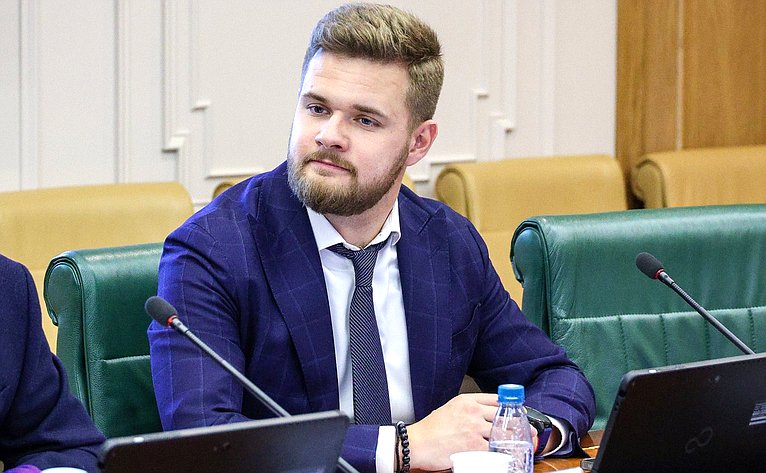 Круглый стол на тему «О совершенствовании моделей рынка, отраслевой и антимонопольной политики в условиях динамично развивающихся рынков телекоммуникаций и информационных технологий»