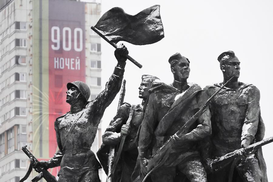 С верой в будущее: как Ленинградская Победа обретает свое величие | ФОТО Александра ДЕМЬЯНЧУКА/ТАСС