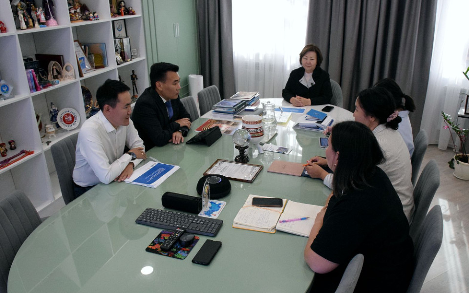 Переговоры АГИКИ и ВШИМ.