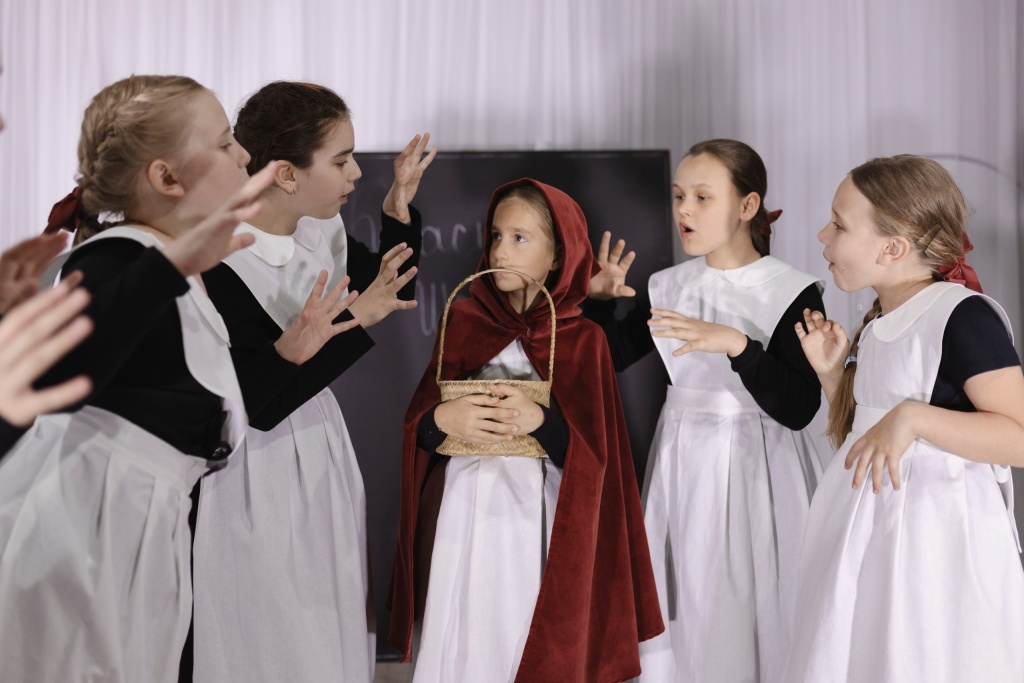 Красная Шапочка. Театр Стрекоза.jpg