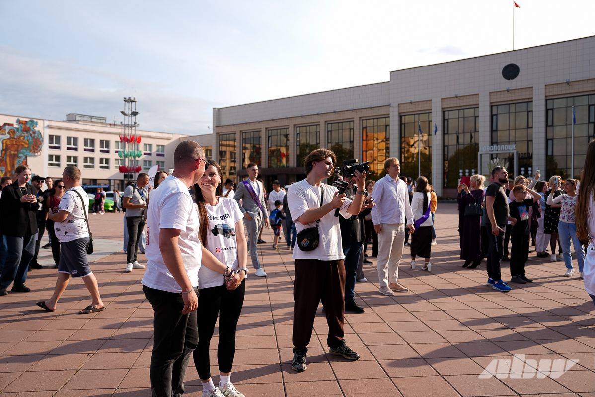 Монстр-трак Audi 100, Mosvagen и «Волга»-кабриолет: чем запомнился «Авто Тюнинг Батл» в Новополоцке