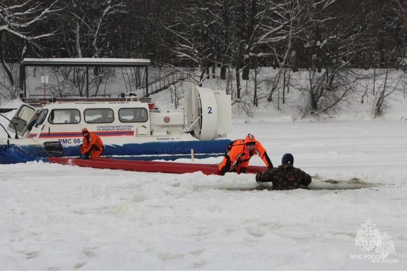 В Москве прошли инструкторско-методические занятия по обеспечению безопасности во время Крещенских купаний