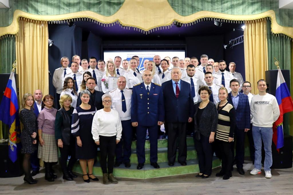 В уголовно-исполнительной системе Заполярья отметили круглую дату мурманской исправительной колонии