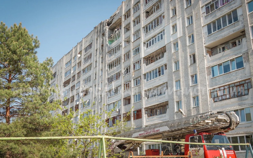 В Брянске пять жилых домов получили повреждения при атаке ВСУ