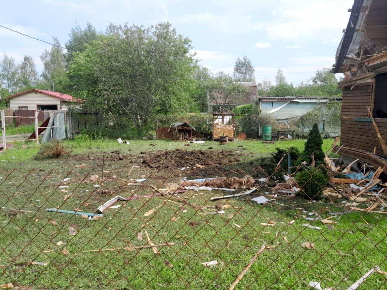 В Подмосковье сбит беспилотник, повреждены 3 садовых дома, пострадала женщина (ФОТО) | Русская весна