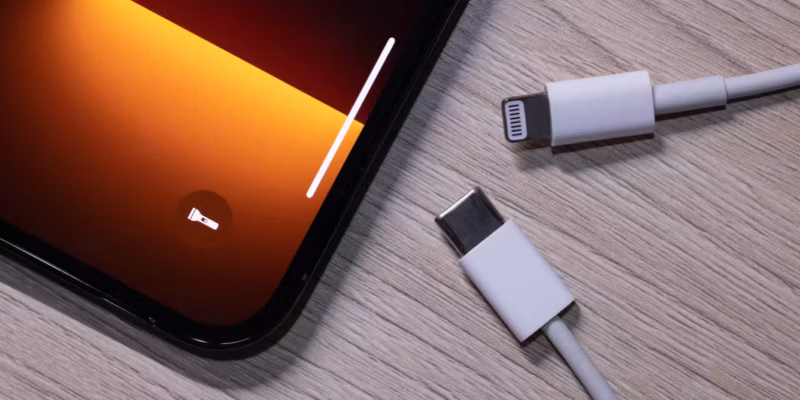 iPhone с Lightning