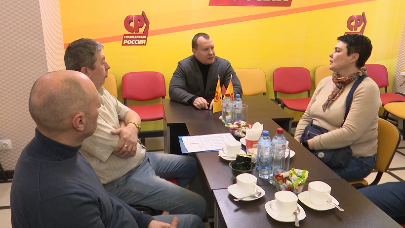 В Пскове Олег Брячак провел встречу с переселенцами из Прибалтики