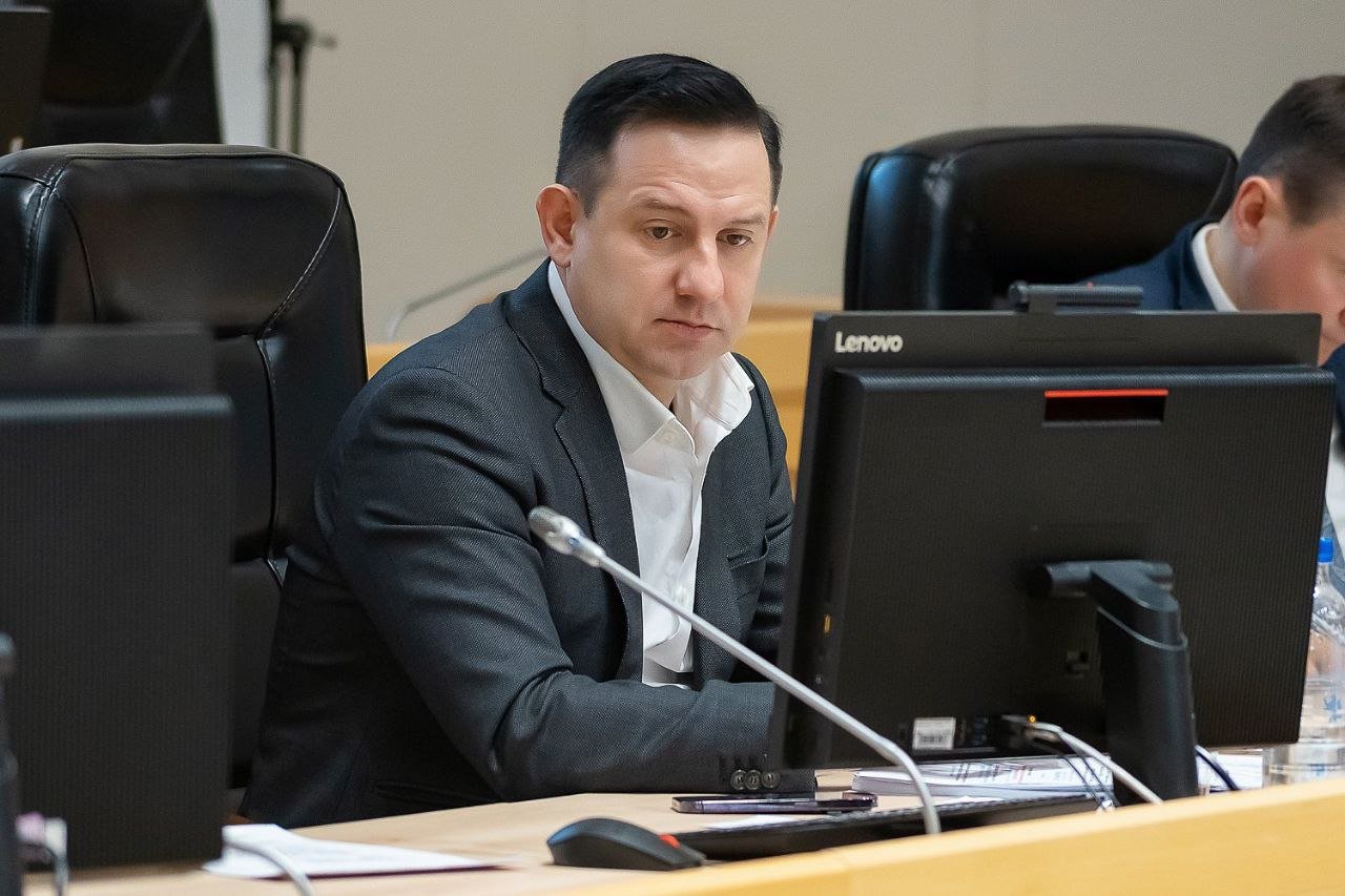 депутаты тюмени. депутаты тюмени фото. счетная палата тюмень. депутаты тюмени. областная дума тюмень депутаты.