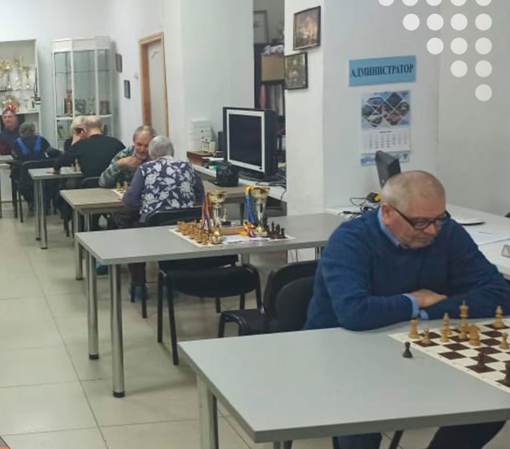Шахматный турнир среди ветеранов провели в Центральном районе Хабаровска
