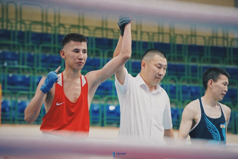 Якутские боксёры стартуют на всероссийском соревновании на призы Александра Бахтина