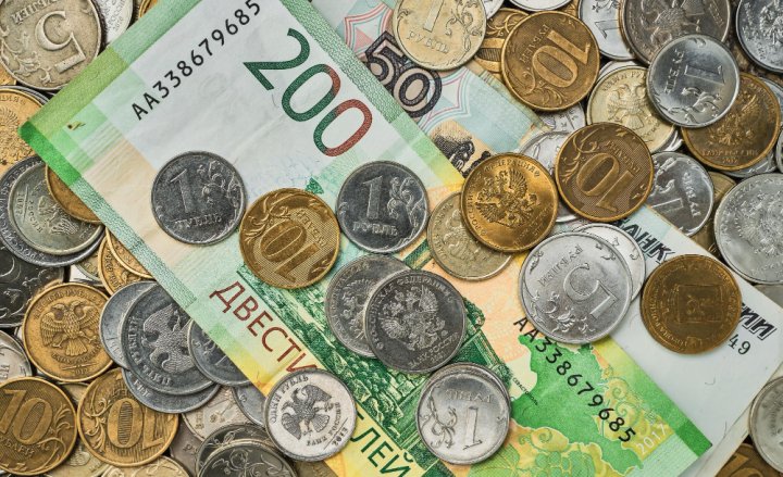 В России снизилось количество фальшивых банкнот