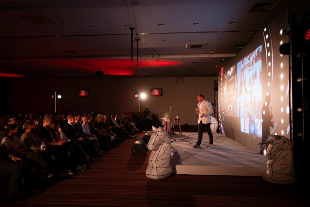 Оскар Хартманн